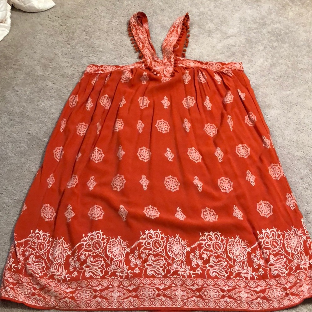 Summer dress! Pom poms